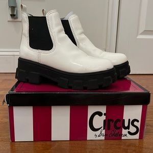 Circus by Sam Edelman Darielle Lug Boot